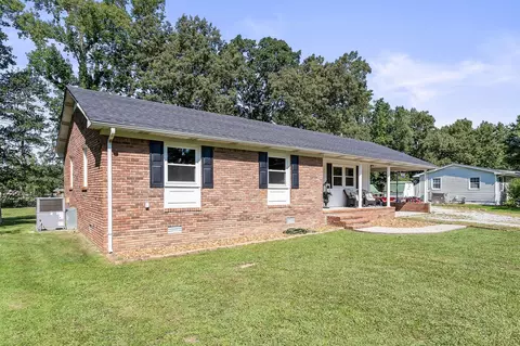 Exterior - 209 7th Ave S, Baxter, TN 38544 photo 8 of 11