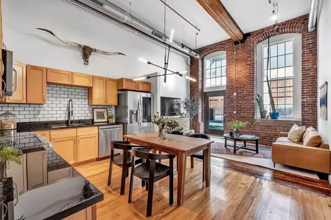 1350 Rosa L Parks Blvd #223, Nashville, TN 37208