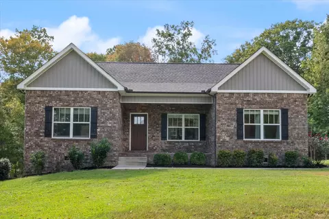 643 Sycamore Rd, Dickson, TN 37055