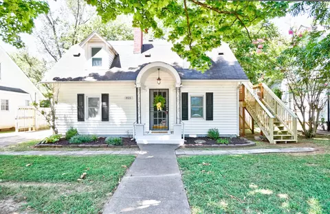 825 N Spring St, Murfreesboro, TN 37130
