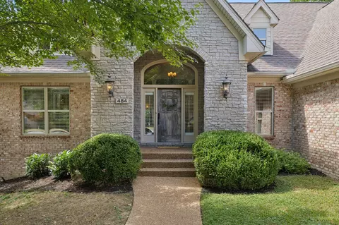 484 Summit Oaks Dr, Nashville, TN 37221