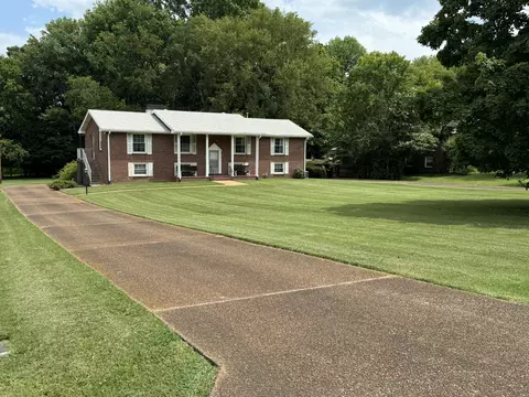 326 Westchester Dr, Madison, TN 37115