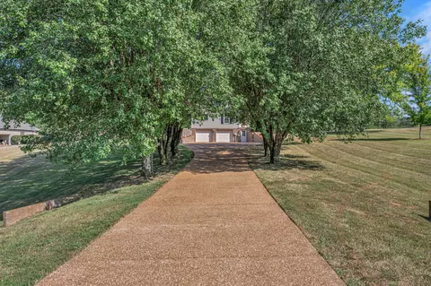 5000 Windland Dr, Springfield, TN 37172 photo 4