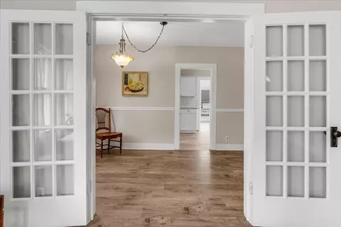Entry Way - 409 E Mclean St, Manchester, TN 37355 photo 2 of 2