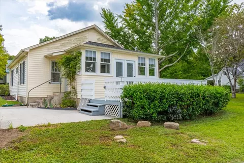 Exterior - 409 E Mclean St, Manchester, TN 37355 photo 4 of 10