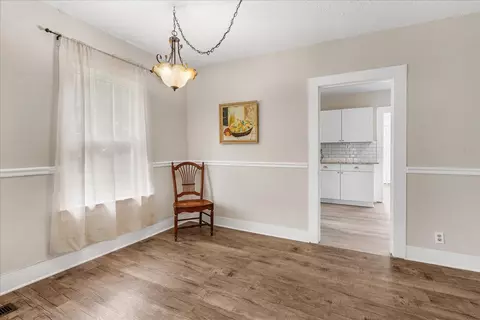Dining - 409 E Mclean St, Manchester, TN 37355 photo 1 of 1