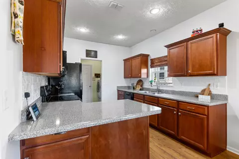 Kitchen - 2035 Red Jacket Trce, Spring Hill, TN 37174 photo 3 of 3