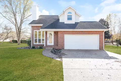 201 Pebble Pl, Smyrna, TN 37167