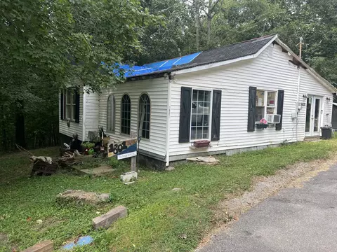 1801 Thomas Ln, Clarksville, TN 37040