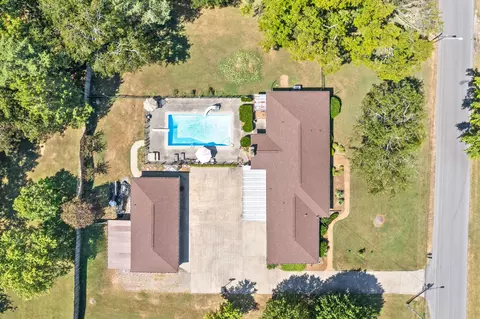 1706 Cook Dr, Lebanon, TN 37087