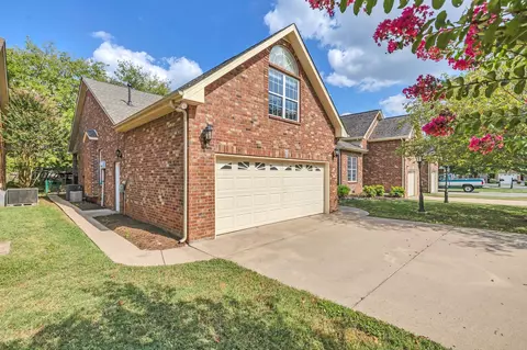 2413 Keegan Dr, Murfreesboro, TN 37130