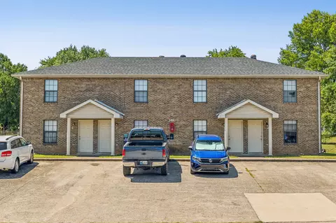 369 Peabody Dr, Clarksville, TN 37042