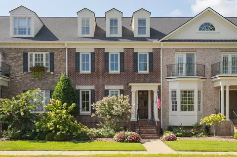 9509 Coronet Ln, Brentwood, TN 37027