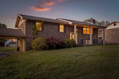 262 W Reed Rd, La Fayette, GA 30728