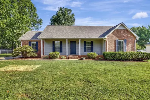 2234 Centertree Dr, Murfreesboro, TN 37128