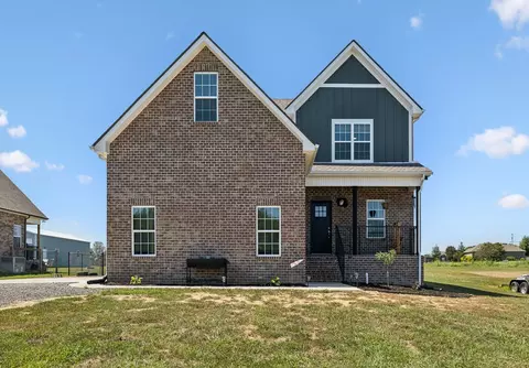 212 Pine Creek Dr, Smithville, TN 37166
