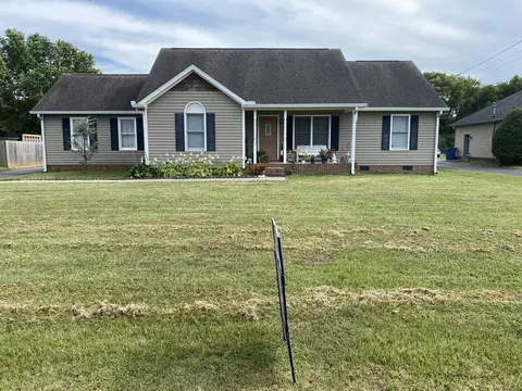 111 Couples Ct, Murfreesboro, TN 37128