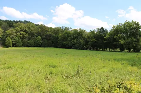 4020 Carter Branch Rd, Hartsville, TN 37074
