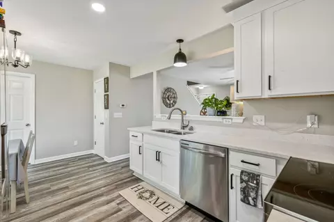 Kitchen - 1022 Persimmon Dr, Spring Hill, TN 37174 photo 3 of 3