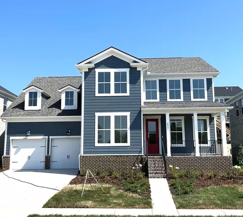 877 Rockwell Dr, Hendersonville, TN 37075