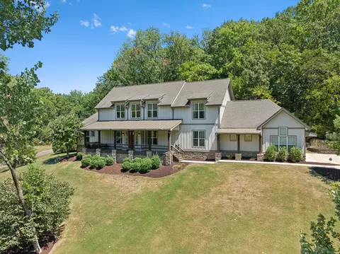 5345 Forest Acres Dr, Nashville, TN 37220