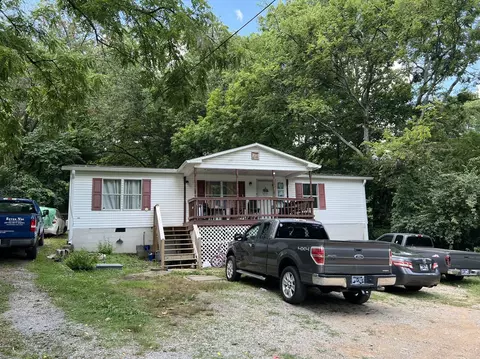 803 Due West Ave N, Madison, TN 37115