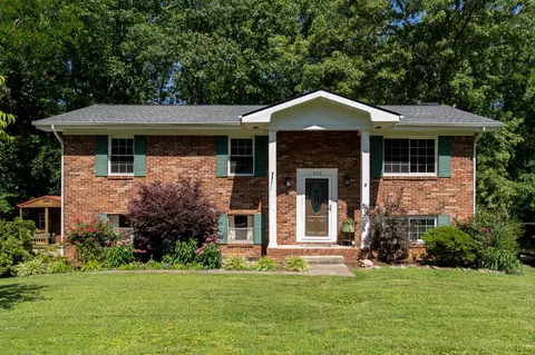 224 Foster Dr, Ringgold, GA 30736