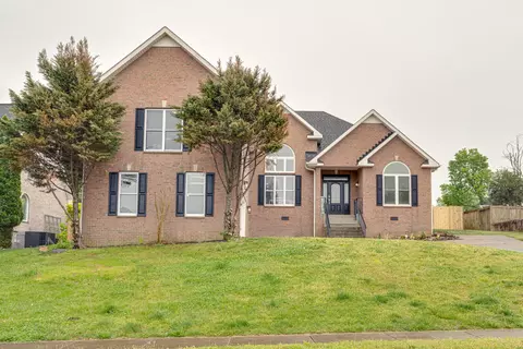 111 Cedar Ridge Ln, Hendersonville, TN 37075