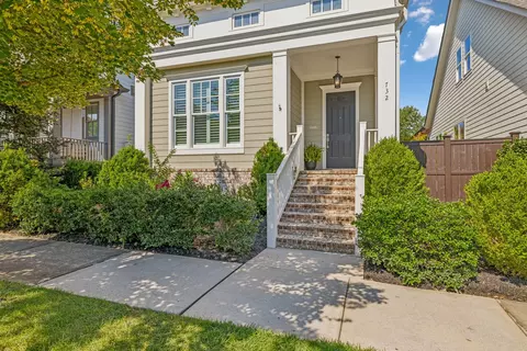 732 Shelley Ln, Franklin, TN 37064