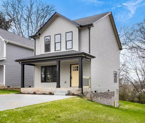 324 Davis Dr, Clarksville, TN 37040