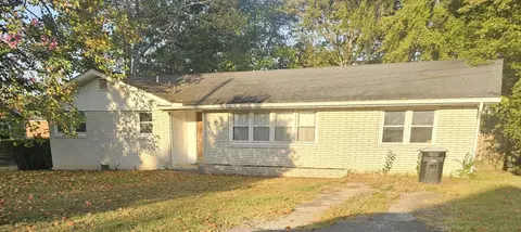 104 Spring St, Ashland City, TN 37015