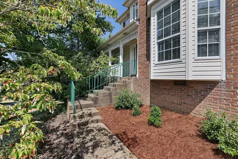 5317 Old Village Rd, Nashville, TN 37211