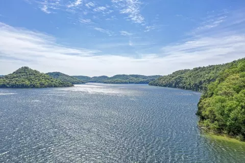 44 Harbor Ct, Silver Point, TN 38582 photo 4