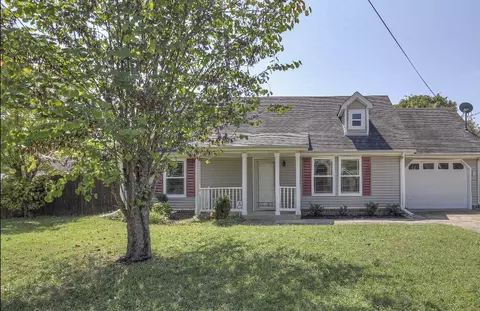 105 Pioneer Ln, La Vergne, TN 37086