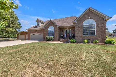 1504 Lindsey Ln, Chapel Hill, TN 37034