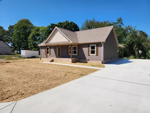 324 Cassie Dr, Lafayette, TN 37083