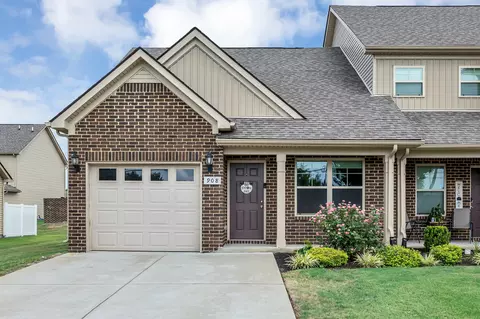 908 Harold Lee Dr, Smyrna, TN 37167