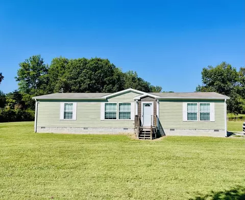 154 Howell Hill Rd, Fayetteville, TN 37334