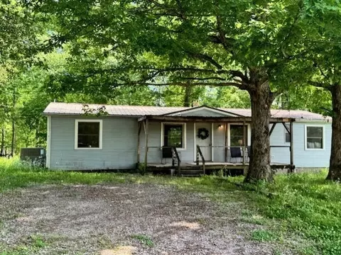 850 Hawkins Rd, White Bluff, TN 37187