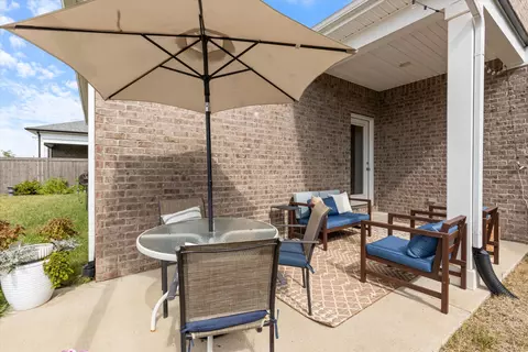 Exterior - 1020 Violet St, Spring Hill, TN 37174 photo 4 of 6