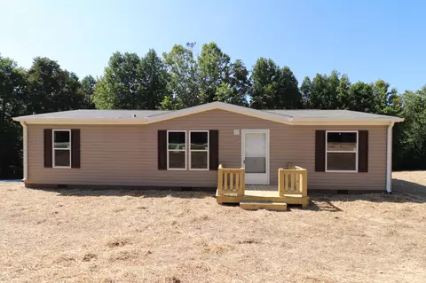 7290 Carthage Rd, Pleasant Shade, TN 37145