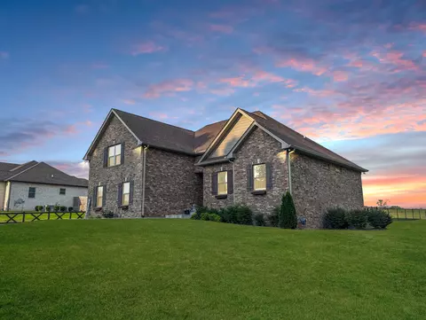 2741 W County Farm Rd, Springfield, TN 37172