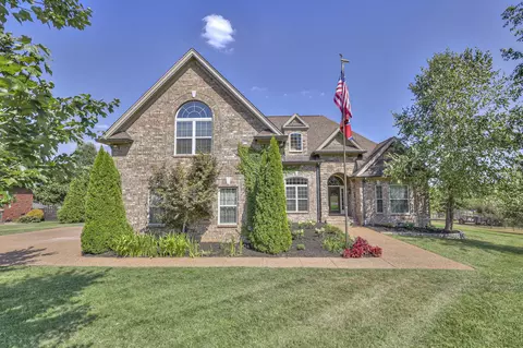 516 Falcon Crk, Lebanon, TN 37087