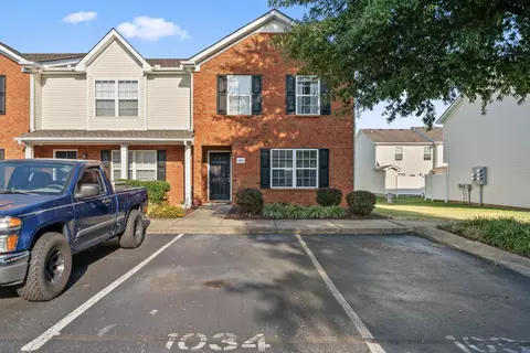 1034 Sitting Bull Xing, Murfreesboro, TN 37128