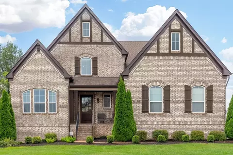 965 Vinings Blvd, Gallatin, TN 37066