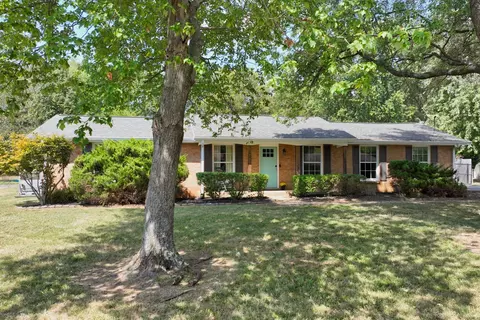 104 Savely Dr, Hendersonville, TN 37075