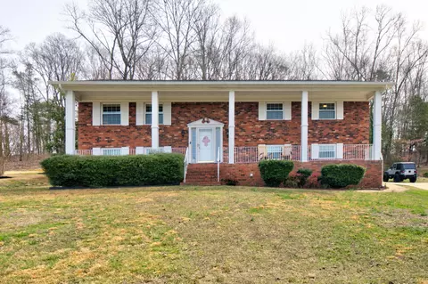 1512 Knollwood Dr, Cleveland, TN 37311