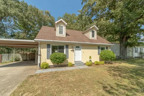 541 Margrave Dr, Clarksville, TN 37042