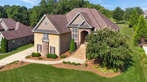 116 Cassandra Dr, Cottontown, TN 37048