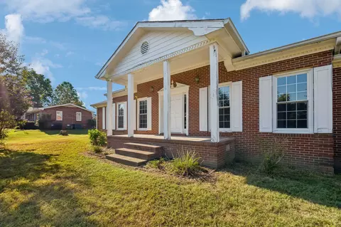 397 King Dr, Eagleville, TN 37060 photo 2